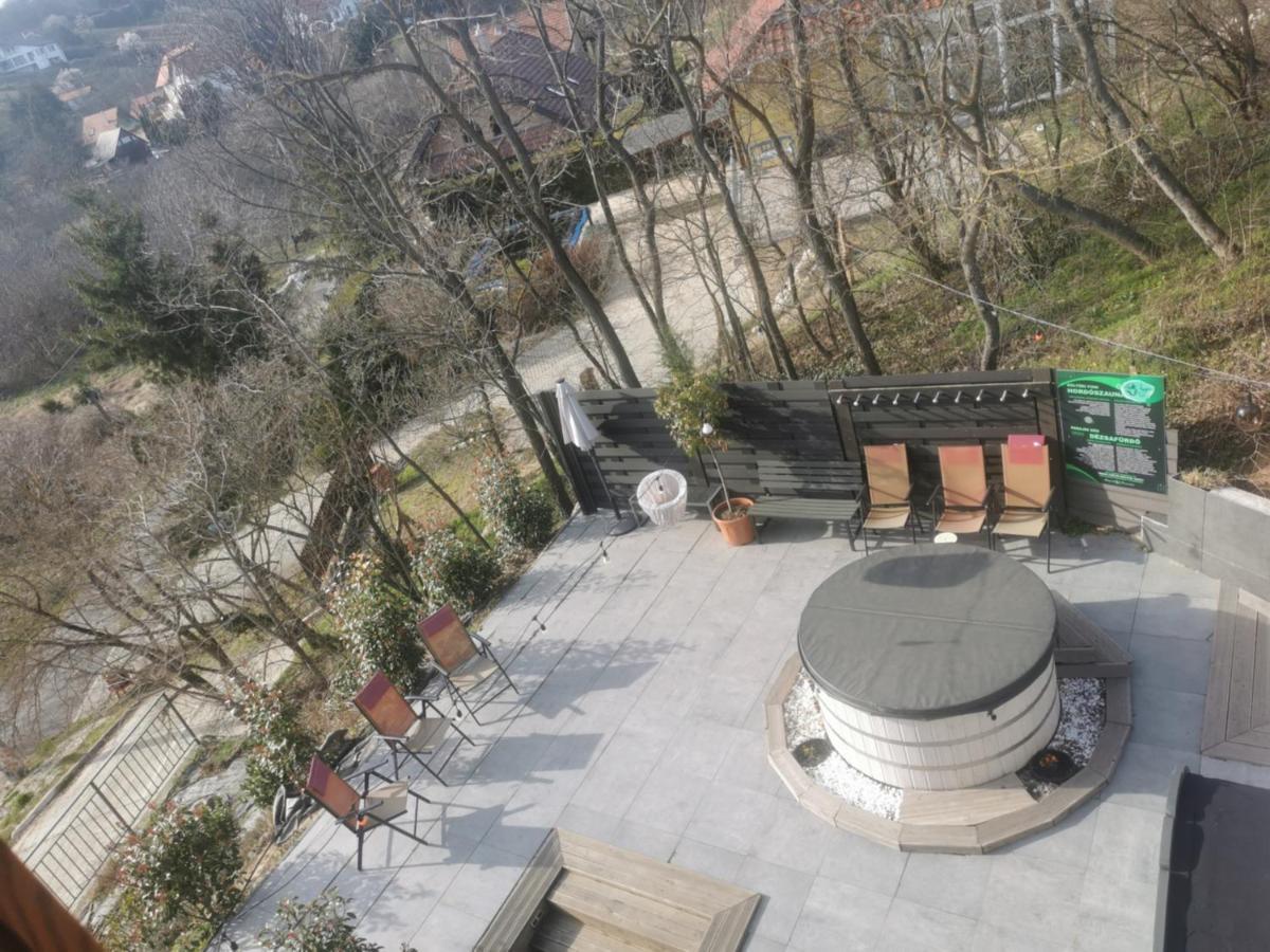 Illaberek Turistaház Sukoró Exterior foto